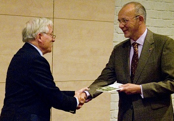 Presentatie boek 'Het verleden herdenken in het nu'